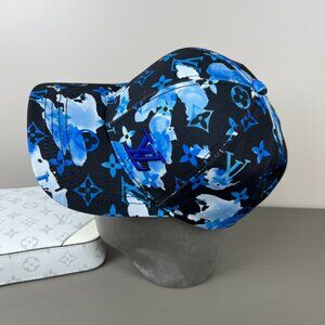 😍 Hats